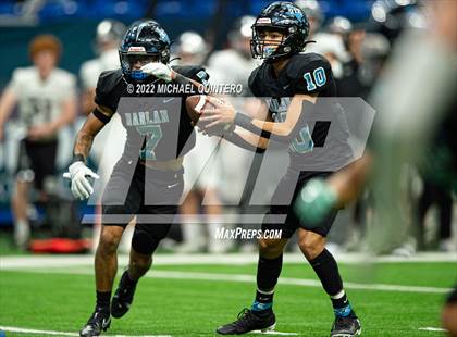 Thumbnail 3 in Vandegrift vs. Harlan (UIL 5A Division 2 Regional Playoff) photogallery.