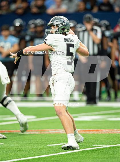 Thumbnail 1 in Vandegrift vs. Harlan (UIL 5A Division 2 Regional Playoff) photogallery.