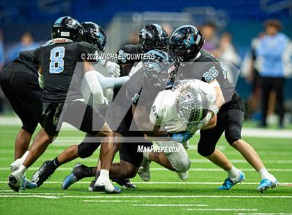 Thumbnail 3 in Vandegrift vs. Harlan (UIL 5A Division 2 Regional Playoff) photogallery.