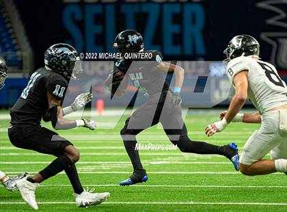Thumbnail 2 in Vandegrift vs. Harlan (UIL 5A Division 2 Regional Playoff) photogallery.
