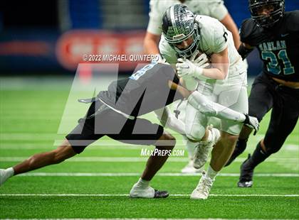 Thumbnail 2 in Vandegrift vs. Harlan (UIL 5A Division 2 Regional Playoff) photogallery.