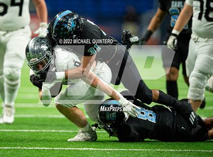 Thumbnail 2 in Vandegrift vs. Harlan (UIL 5A Division 2 Regional Playoff) photogallery.
