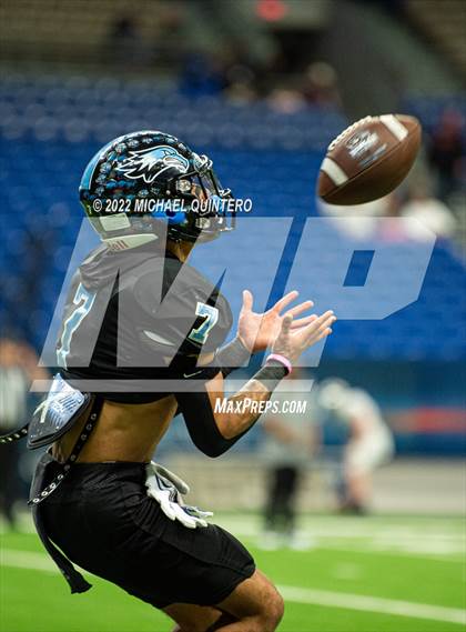 Thumbnail 2 in Vandegrift vs. Harlan (UIL 5A Division 2 Regional Playoff) photogallery.