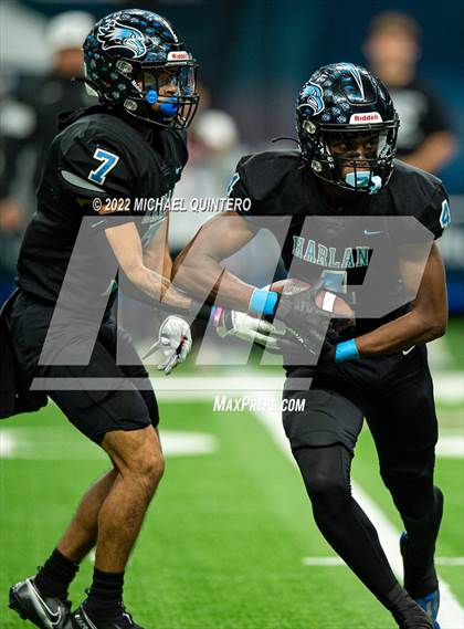 Thumbnail 2 in Vandegrift vs. Harlan (UIL 5A Division 2 Regional Playoff) photogallery.