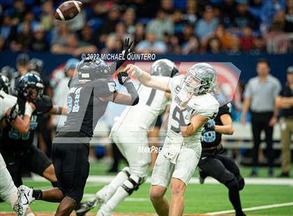 Thumbnail 2 in Vandegrift vs. Harlan (UIL 5A Division 2 Regional Playoff) photogallery.