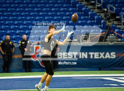 Thumbnail 1 in Vandegrift vs. Harlan (UIL 5A Division 2 Regional Playoff) photogallery.