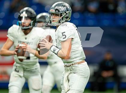 Thumbnail 1 in Vandegrift vs. Harlan (UIL 5A Division 2 Regional Playoff) photogallery.