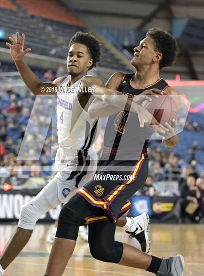 Thumbnail 3 in O'Dea vs. Garfield (WIAA 3A Quarterfinal) photogallery.
