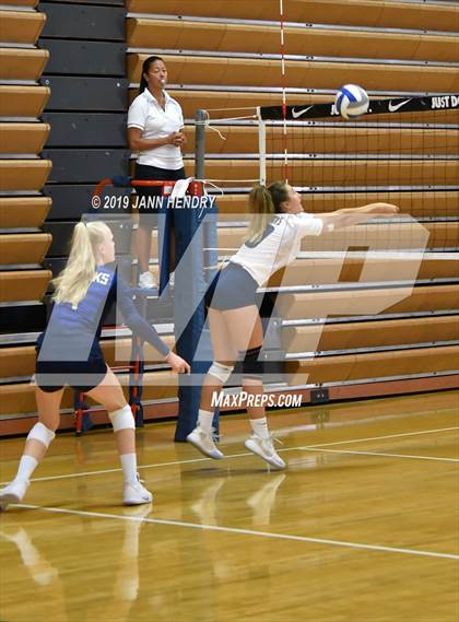 Thumbnail 1 in La Costa Canyon vs. Skyview (Durango Fall Classic) photogallery.