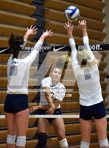 Thumbnail 1 in La Costa Canyon vs. Skyview (Durango Fall Classic) photogallery.