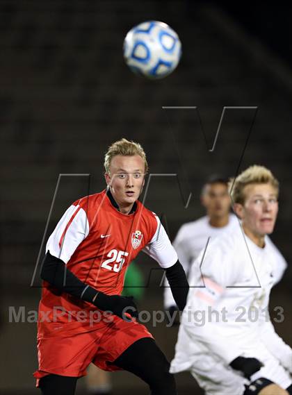 Thumbnail 1 in Denver East vs. Rock Canyon (CHSAA 5A Semifinal) photogallery.