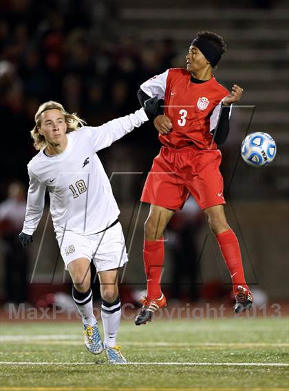 Thumbnail 3 in Denver East vs. Rock Canyon (CHSAA 5A Semifinal) photogallery.