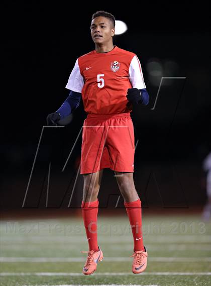 Thumbnail 3 in Denver East vs. Rock Canyon (CHSAA 5A Semifinal) photogallery.