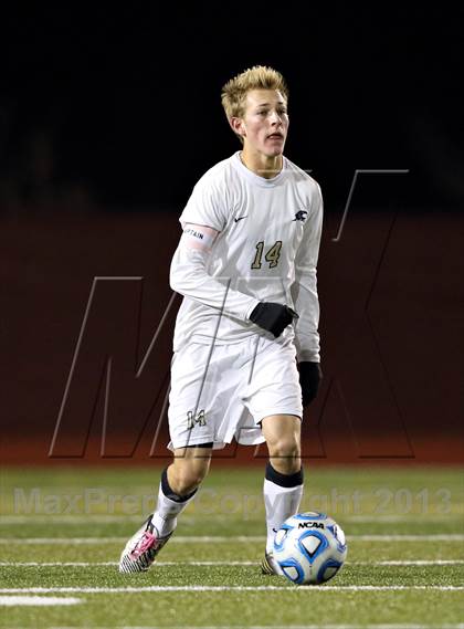 Thumbnail 1 in Denver East vs. Rock Canyon (CHSAA 5A Semifinal) photogallery.