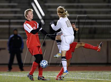 Thumbnail 1 in Denver East vs. Rock Canyon (CHSAA 5A Semifinal) photogallery.