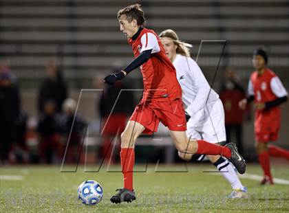 Thumbnail 2 in Denver East vs. Rock Canyon (CHSAA 5A Semifinal) photogallery.