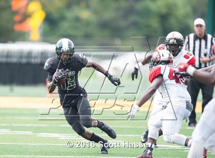 Thumbnail 2 in Cass Tech vs. Oak Park photogallery.