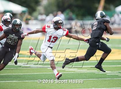 Thumbnail 1 in Cass Tech vs. Oak Park photogallery.