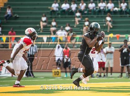 Thumbnail 1 in Cass Tech vs. Oak Park photogallery.
