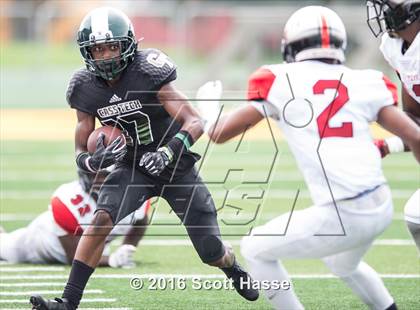 Thumbnail 3 in Cass Tech vs. Oak Park photogallery.