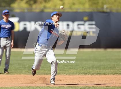 Thumbnail 2 in Folsom @ Oak Ridge photogallery.