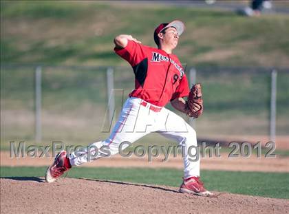 Thumbnail 2 in Rancho Verde vs. Victor Valley photogallery.