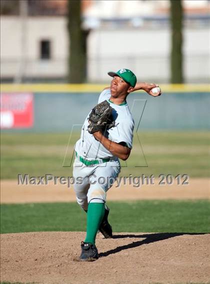 Thumbnail 3 in Rancho Verde vs. Victor Valley photogallery.