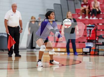 Thumbnail 3 in Anna @ Pottsboro photogallery.