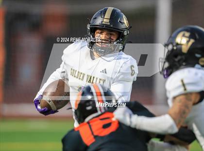 Thumbnail 1 in Golden Valley vs South Pasadena photogallery.