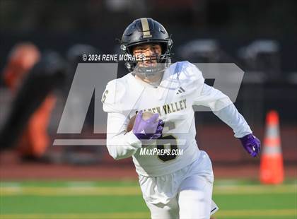 Thumbnail 2 in Golden Valley vs South Pasadena photogallery.