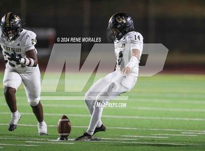 Thumbnail 3 in Golden Valley vs South Pasadena photogallery.