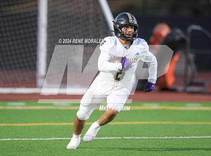 Thumbnail 1 in Golden Valley vs South Pasadena photogallery.