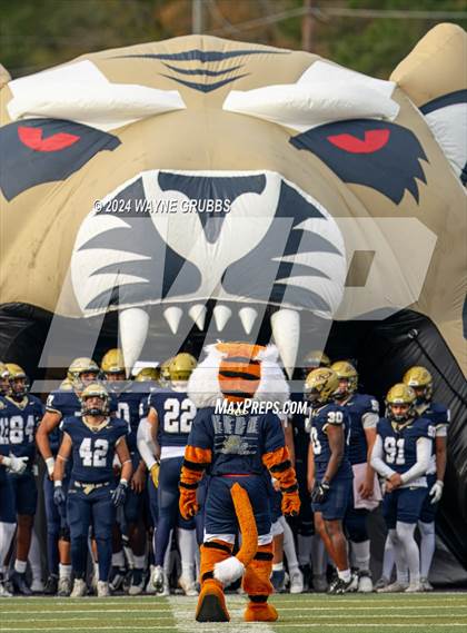 Thumbnail 3 in Longview @ Klein Collins (UIL 6A DII Regional Playoffs) photogallery.