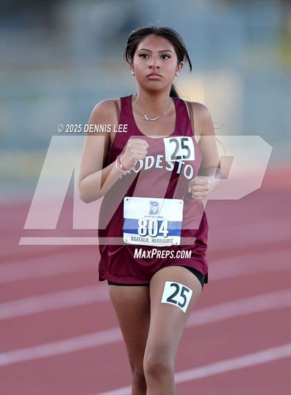 Thumbnail 1 in Halden Invitational - 3200 Meter photogallery.