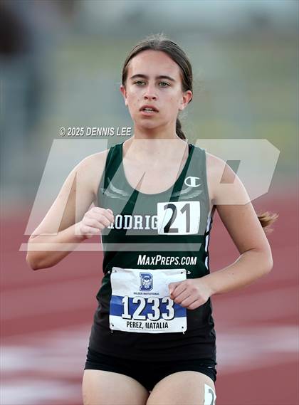 Thumbnail 2 in Halden Invitational - 3200 Meter photogallery.