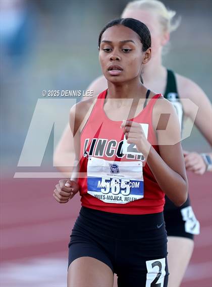 Thumbnail 1 in Halden Invitational - 3200 Meter photogallery.