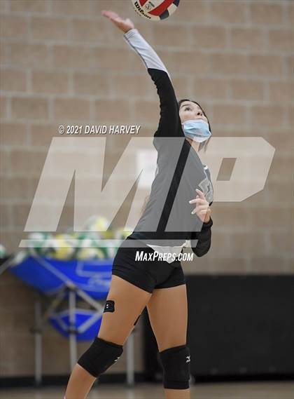 Thumbnail 2 in Arvada West @ Bear Creek photogallery.