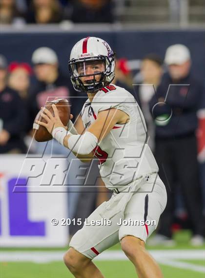 Thumbnail 1 in Katy vs. Lake Travis (UIL 6A Division II Final) photogallery.