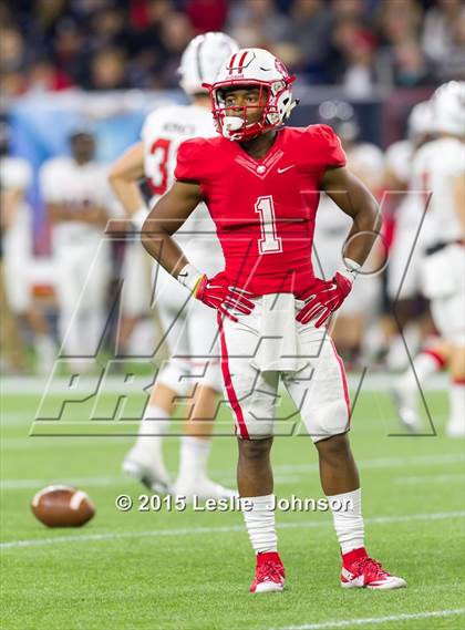 Thumbnail 1 in Katy vs. Lake Travis (UIL 6A Division II Final) photogallery.
