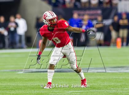 Thumbnail 2 in Katy vs. Lake Travis (UIL 6A Division II Final) photogallery.