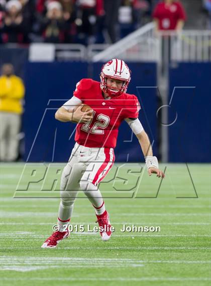 Thumbnail 1 in Katy vs. Lake Travis (UIL 6A Division II Final) photogallery.