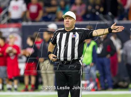 Thumbnail 1 in Katy vs. Lake Travis (UIL 6A Division II Final) photogallery.