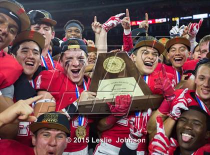 Thumbnail 1 in Katy vs. Lake Travis (UIL 6A Division II Final) photogallery.