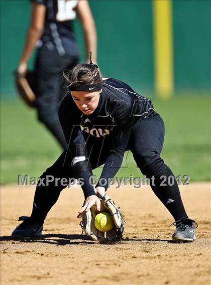 Thumbnail 3 in Bowie vs. Aledo (Aledo/Azle/Springtown Tournament) photogallery.