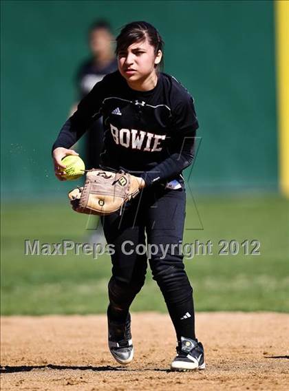 Thumbnail 2 in Bowie vs. Aledo (Aledo/Azle/Springtown Tournament) photogallery.