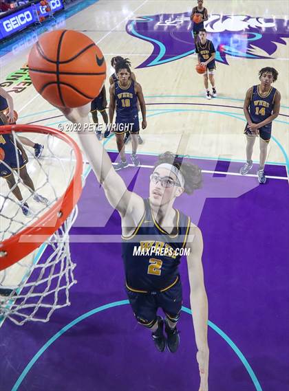Thumbnail 3 in Winter Haven vs Vashon (city of Palms Classic) photogallery.