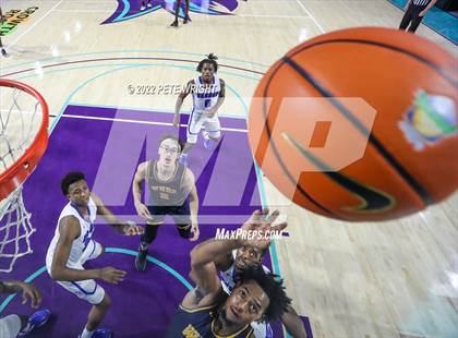 Thumbnail 3 in Winter Haven vs Vashon (city of Palms Classic) photogallery.