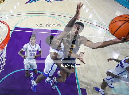 Thumbnail 2 in Winter Haven vs Vashon (city of Palms Classic) photogallery.
