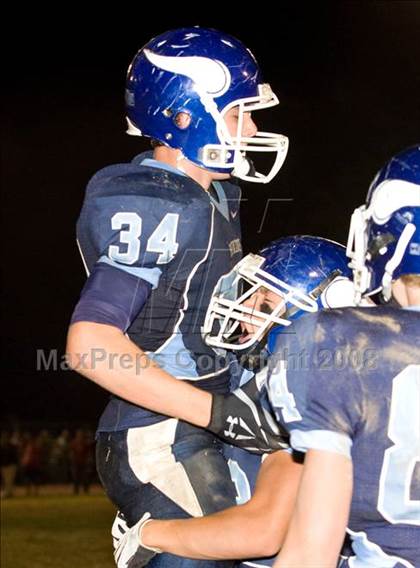 Thumbnail 2 in Pleasant Valley vs. Chico photogallery.