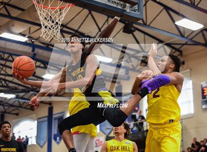 Thumbnail 1 in Monteverde Academy vs. Oak Hill Academy (ARS/Rescue Rooter National Hoopfest) photogallery.